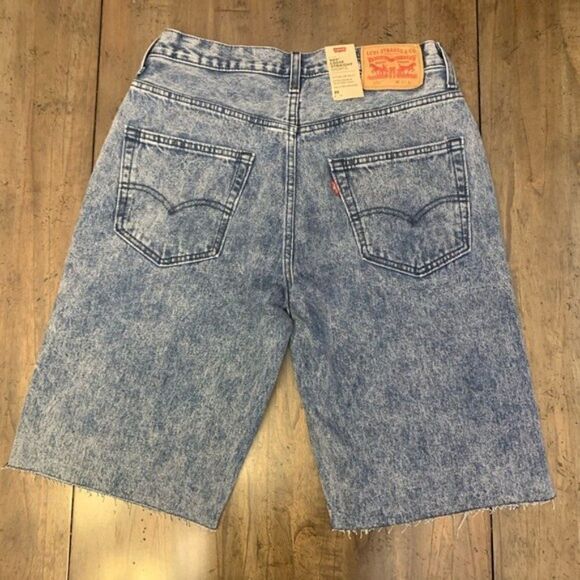 Levi's Loose Straight-Denim Shorts  - Picture 8 of 13